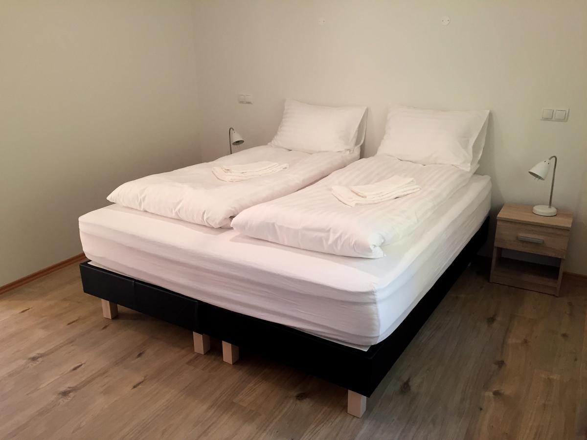 Guesthouse Hvitafell Laugar  Buitenkant foto