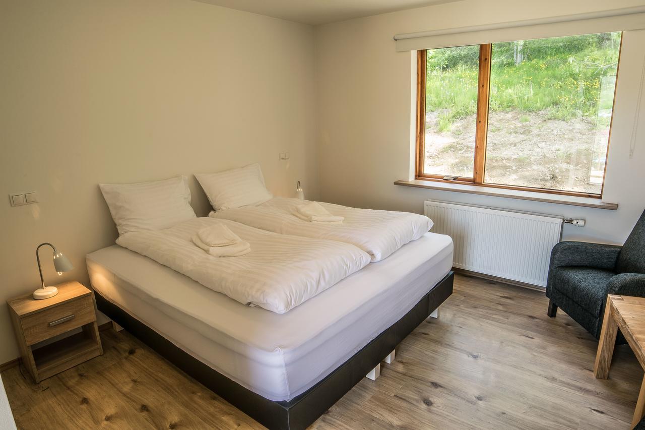 Guesthouse Hvitafell Laugar  Buitenkant foto