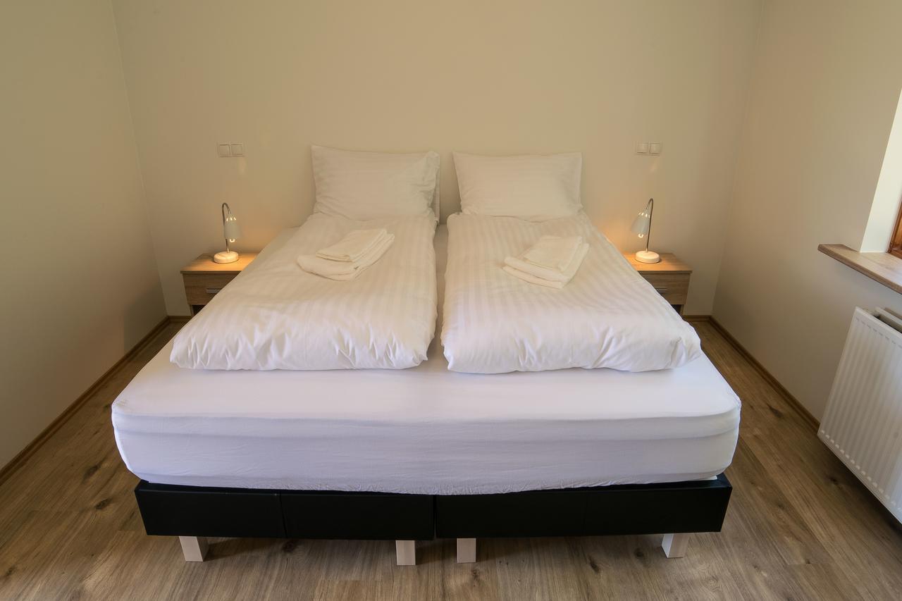 Guesthouse Hvitafell Laugar  Buitenkant foto